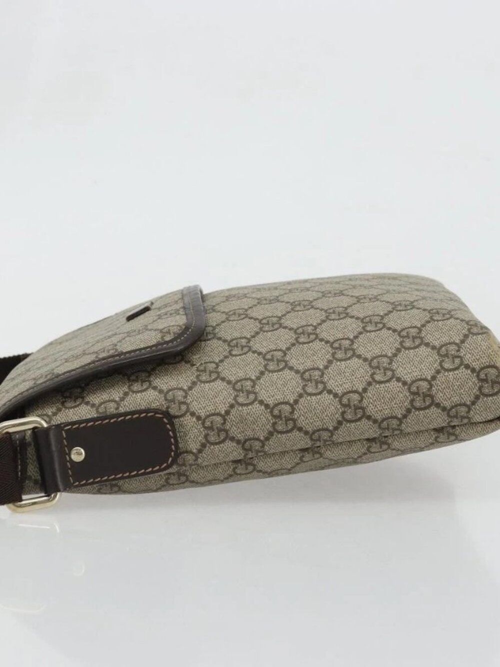 GUCCI GG Supreme Shoulder Bag PVC Beige Gold Auth 175441 - Picture 4 of 16